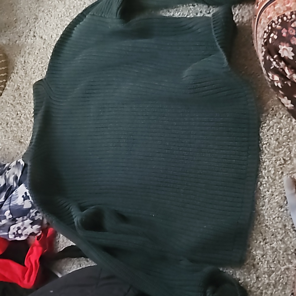 Sweater - Picture 1 of 1